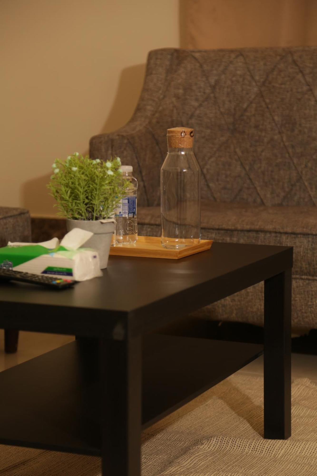 Spacious Apartments At Basla St 3 Mins From King Fahd Stadium Riad Exterior foto